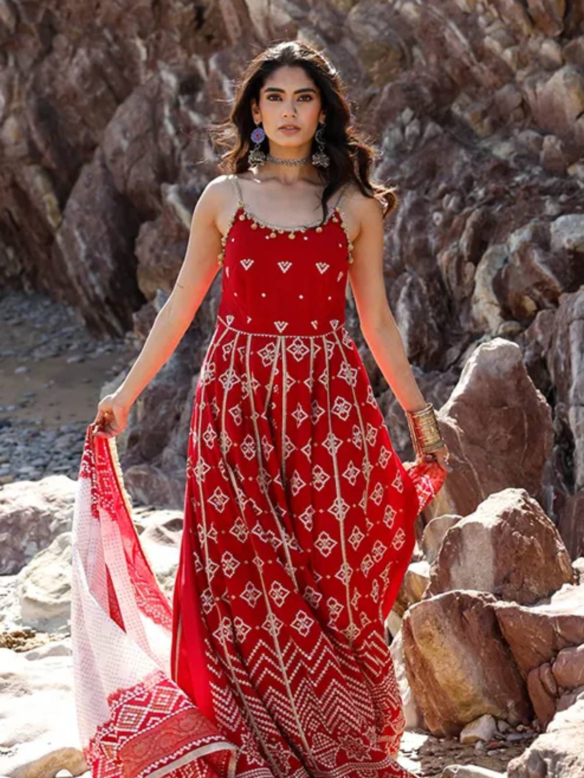 READY TO WEAR